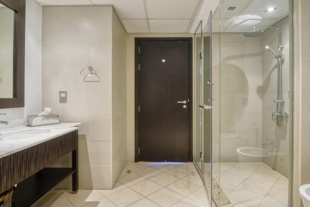 Marvelous Private Beach Apartment In Palm Dubai Within Anantara 5 Star Resort Экстерьер фото